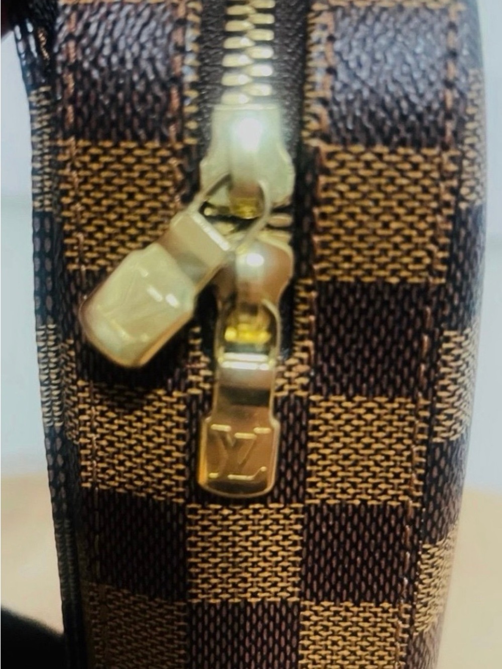 Louis Vuitton Brown Damier Ebene Checker Crossbody Pouch - Picture 10 of 12